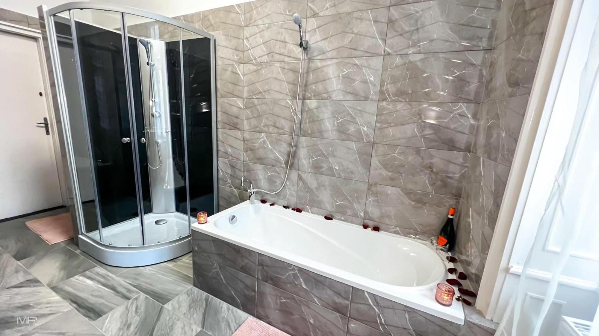 Flamingo Rezidencia Apartman Erlau Exterior foto